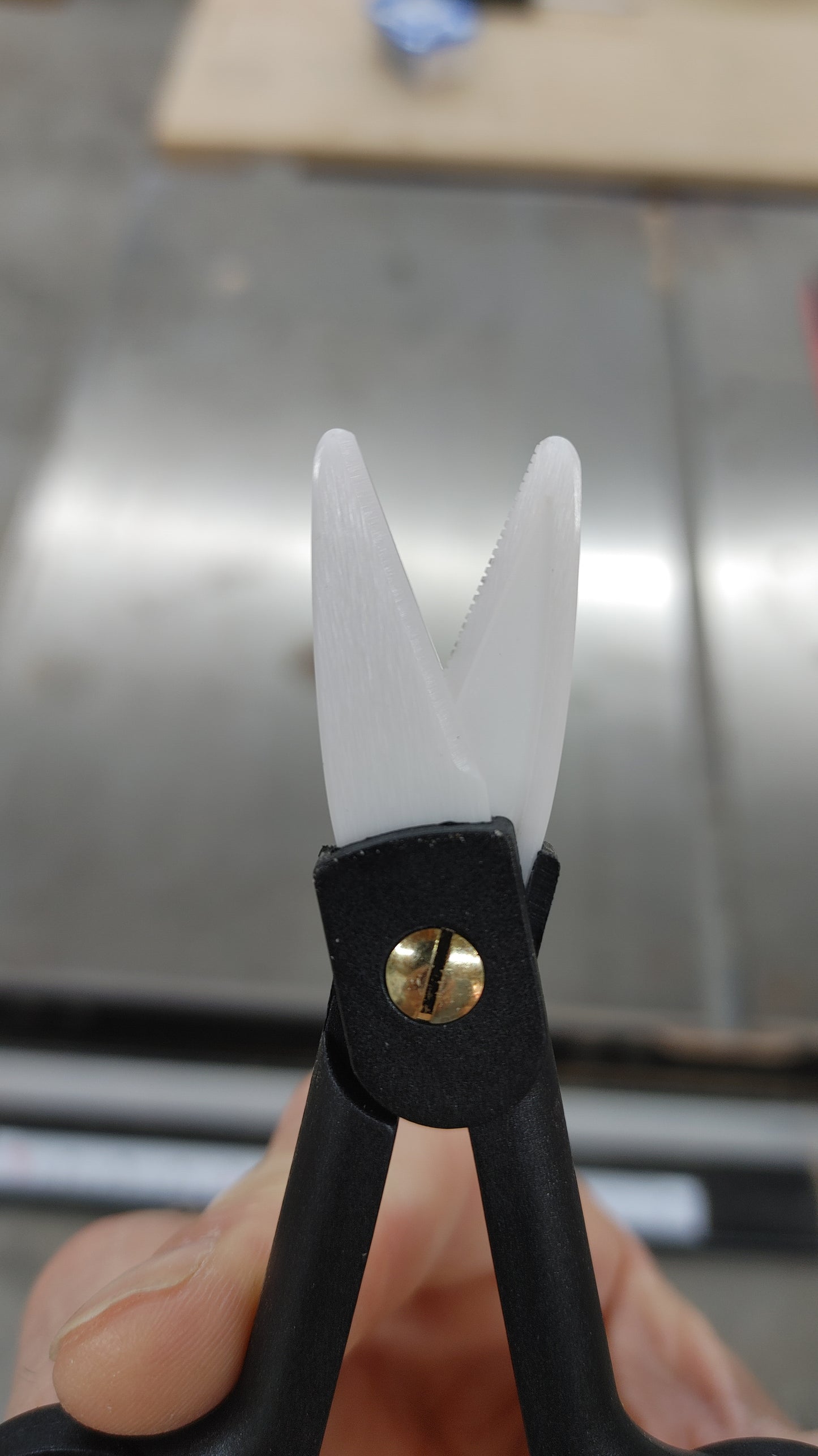Ceramic Scissors for EOD or Bomb Tech